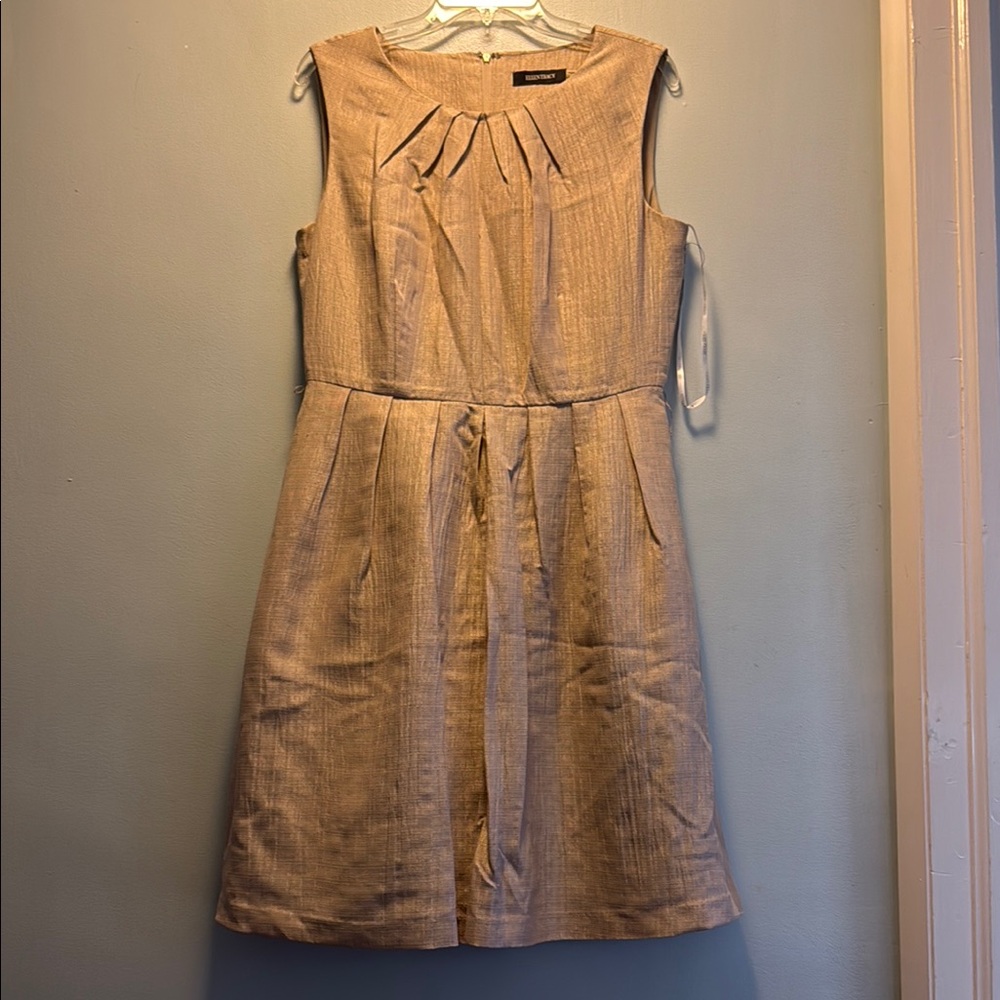 Ellen Tracy Tan Sheath Mini Dress Sleeveless Crew Neck
